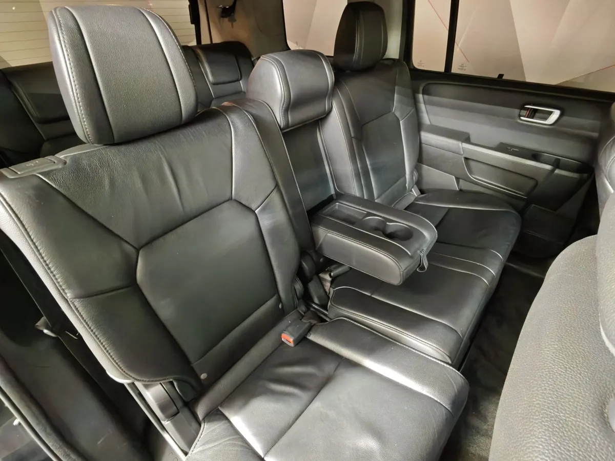 Honda Pilot 3.5 AT 4WD (249 л.с.) Черный в АВИЛОН. Слайд №14