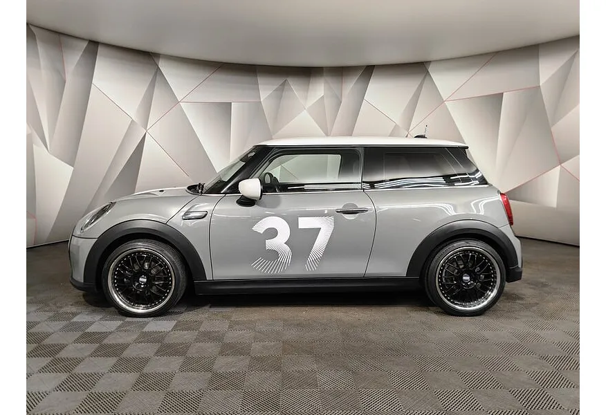 LIVE. Слайд №2