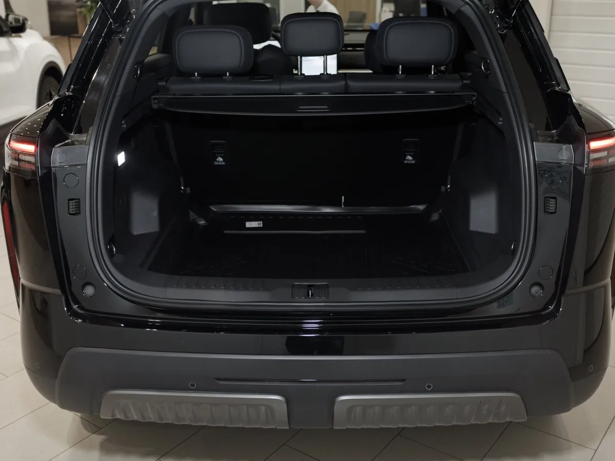 JAECOO J7 1.6T DCT FWD (150 л.с.) Престиж Черный в АВИЛОН. Слайд №15