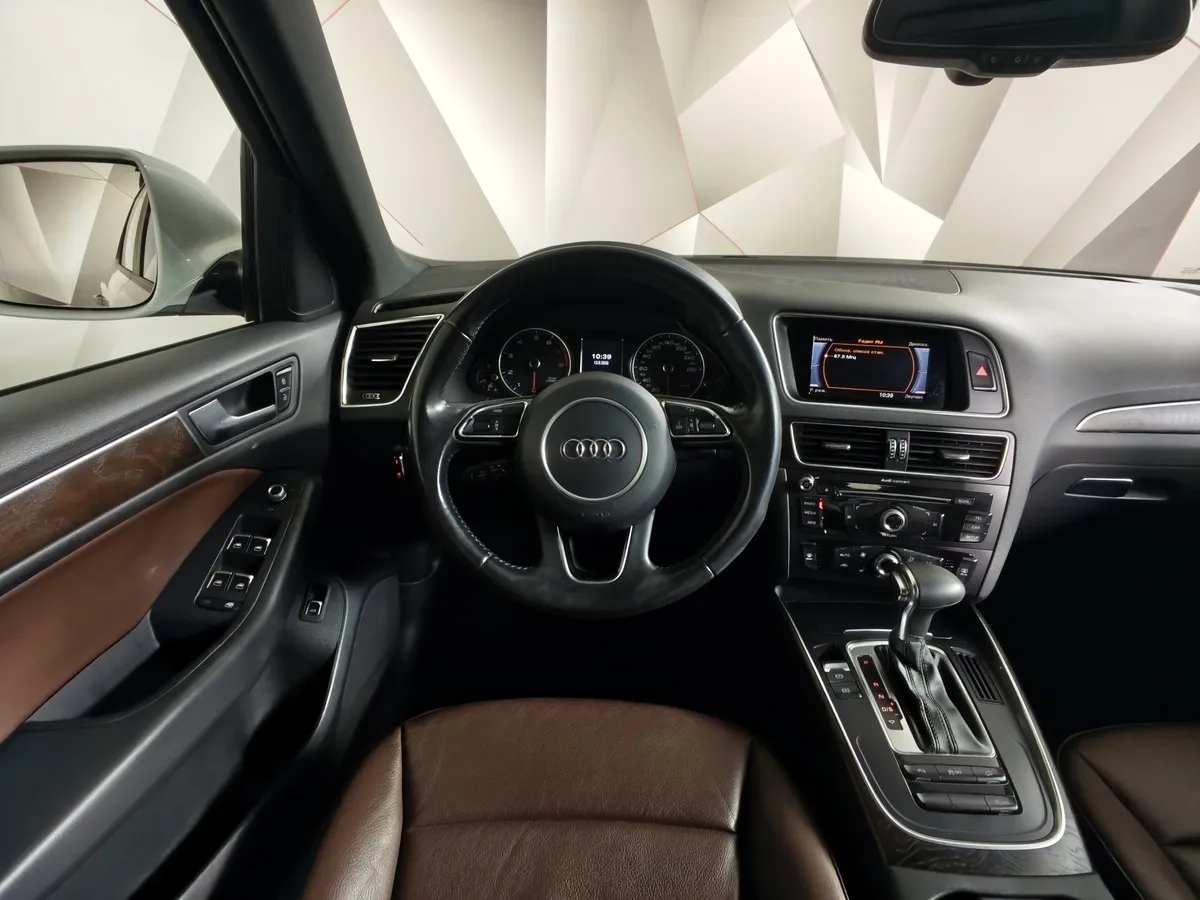 Audi Q5 2.0 TFSI Tiptronic quattro (180 л.с.) Белый в АВИЛОН. Слайд №20