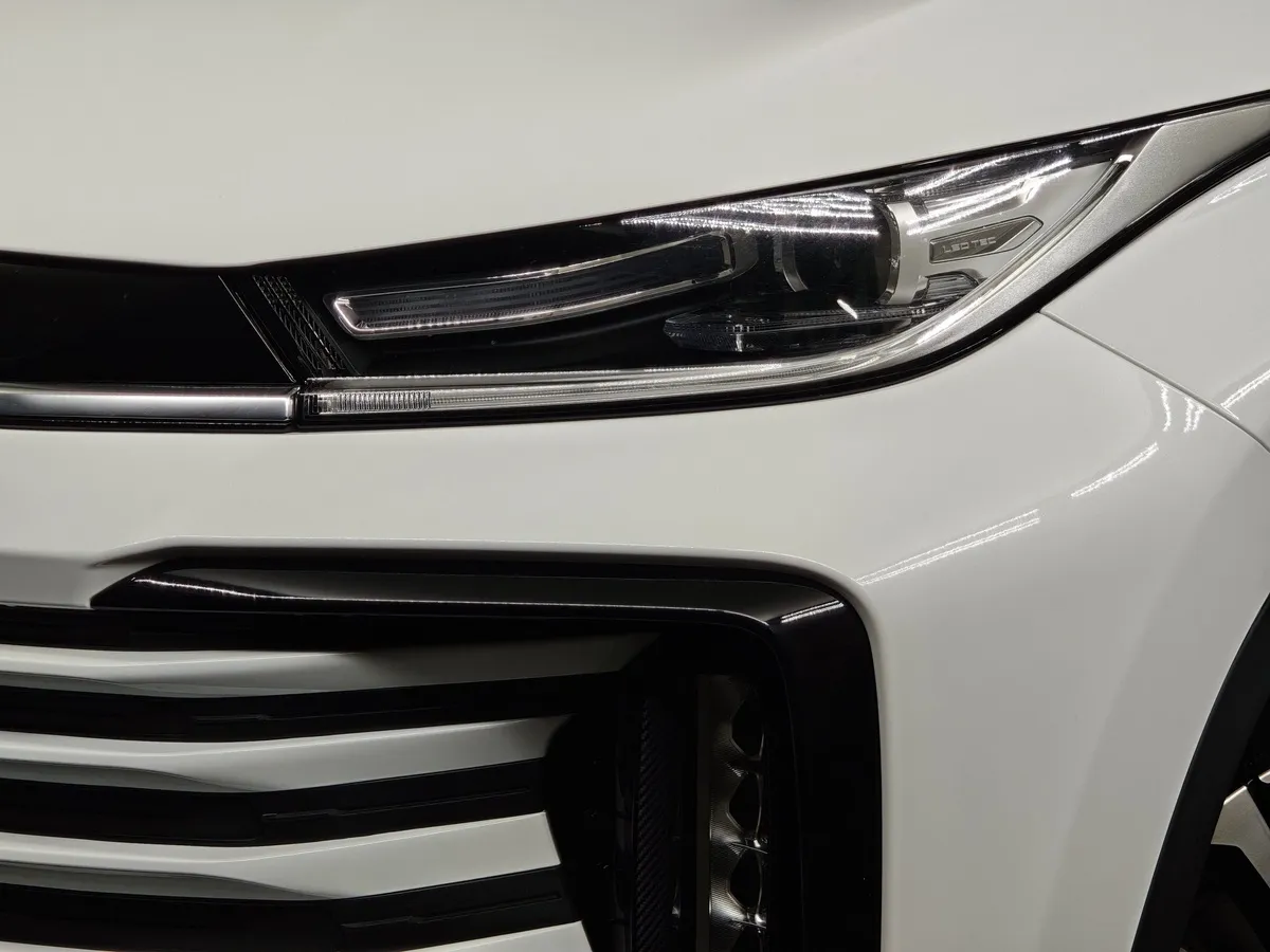 EXEED TXL 1.6 TGDI DCT7 AWD (186 л.с.) Белый в АВИЛОН. Слайд №10