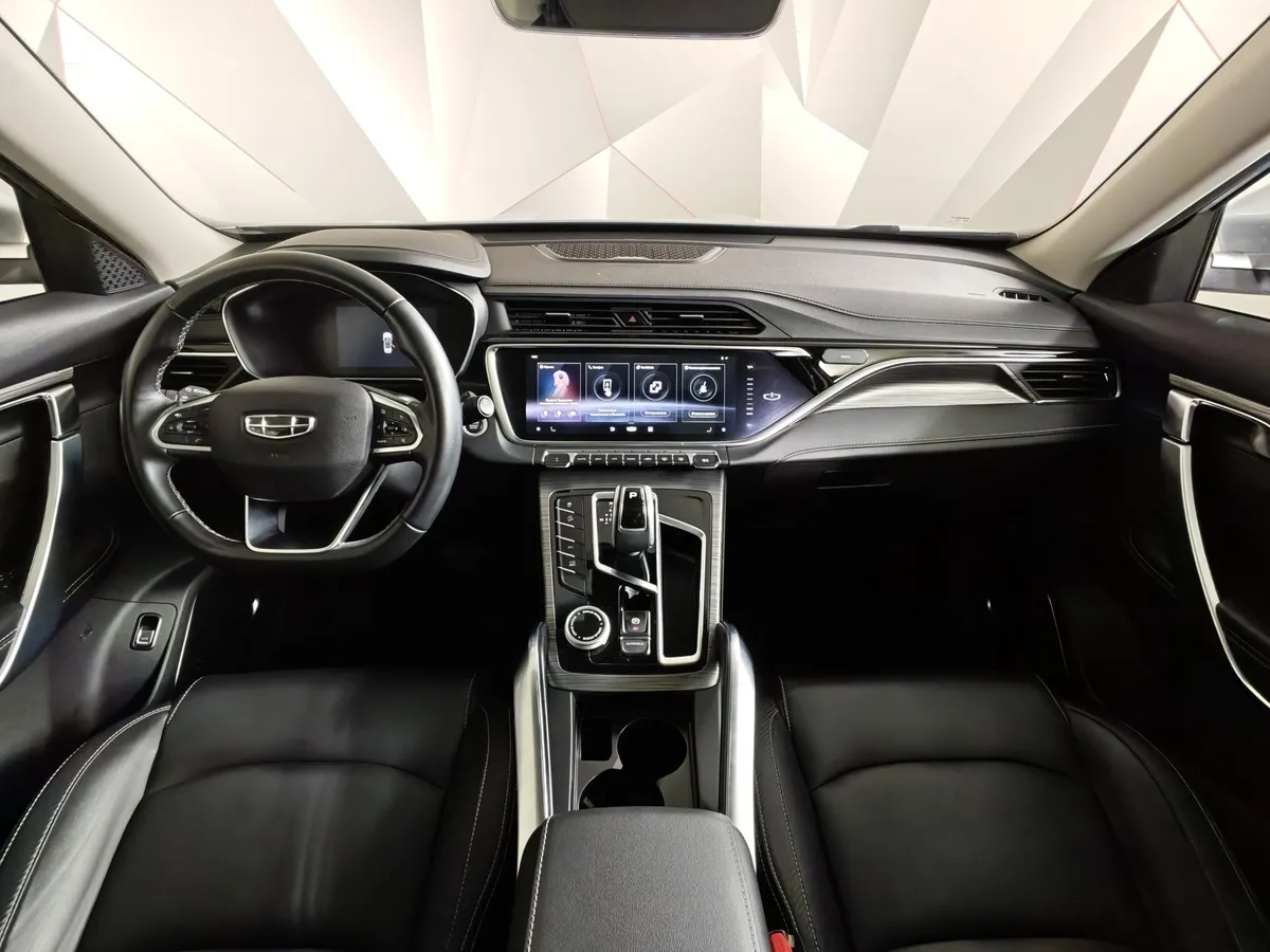 Geely Atlas Pro 1.5T 7DCT AWD (177 л.с.) Flagship+ Серый в АВИЛОН. Слайд №14