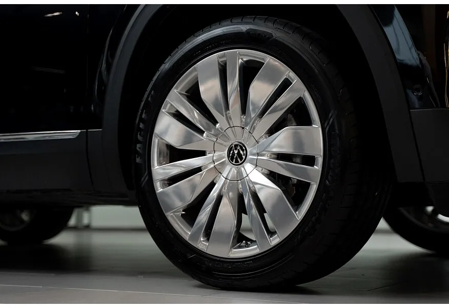 АВИЛОН - Volkswagen Teramont 2.0 TSI AT 4Motion (220 л.с.) Respected flagship version Черный - slide 11