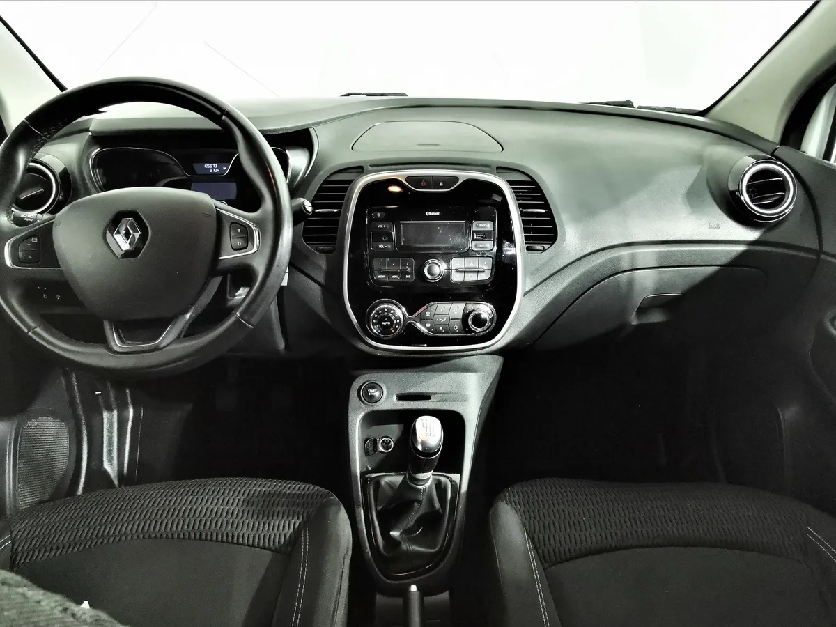 Renault Kaptur 2.0 MT AWD (143 л.с.) Drive Белый в АВИЛОН. Слайд №13