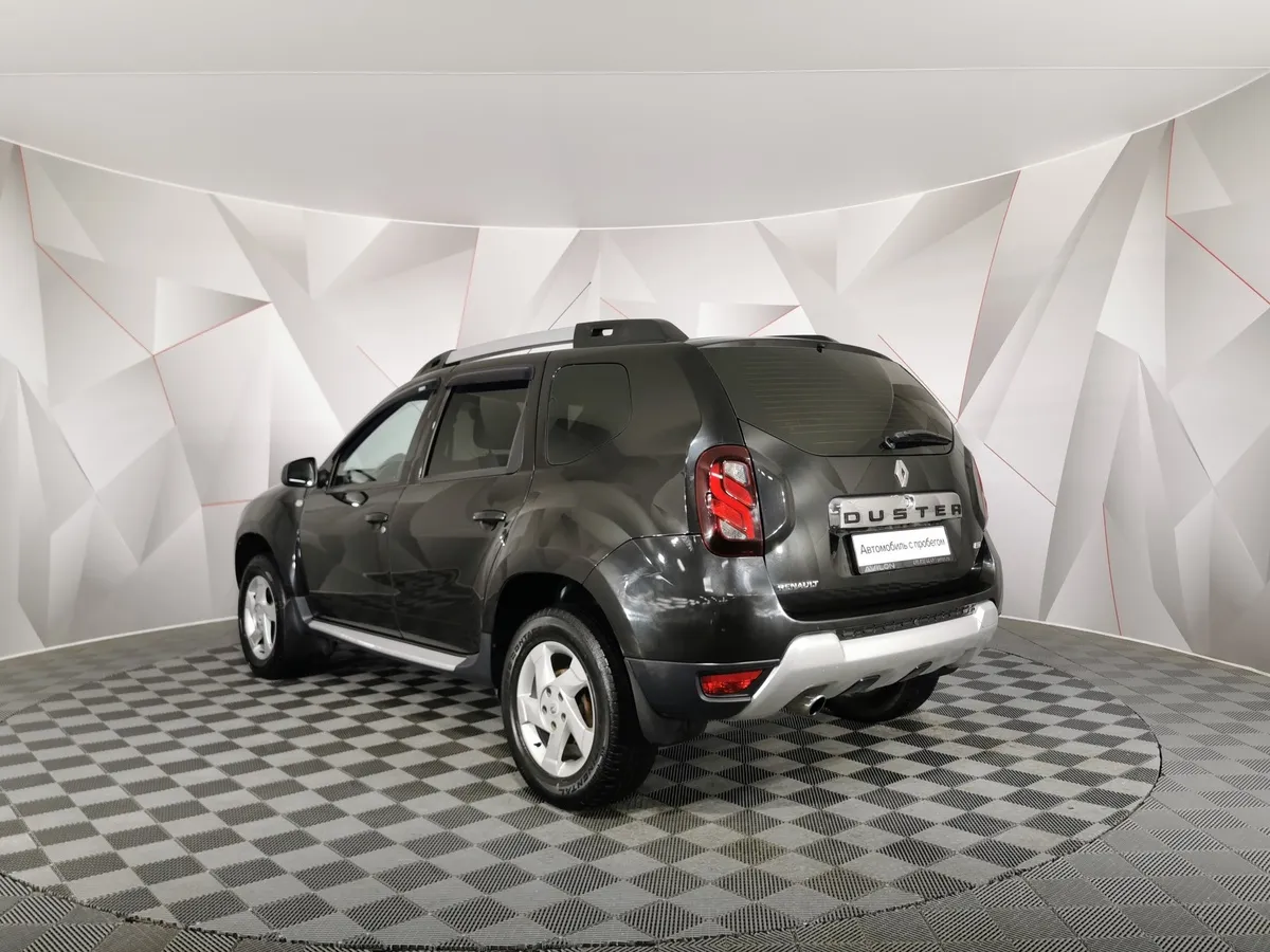 Renault Duster 1.6 MT 4x4 (114 л.с.) Черный в АВИЛОН. Слайд №4