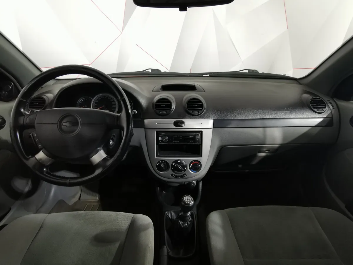 Chevrolet Lacetti 1.6 MT (109 л.с.) Красный в АВИЛОН. Слайд №12