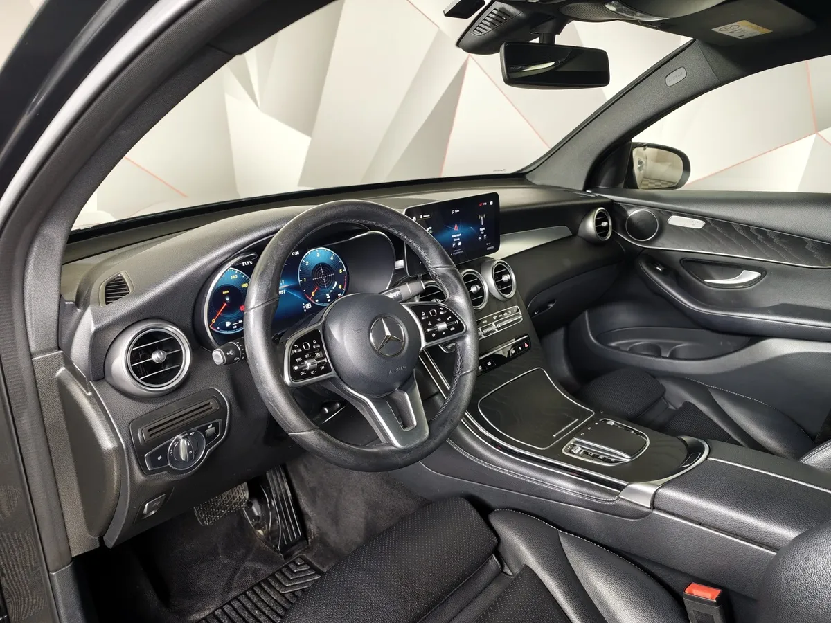Mercedes-Benz GLC Купе 220 d 9G-TRONIC 4MATIC (194 л.с.) Premium Серый в АВИЛОН. Слайд №19
