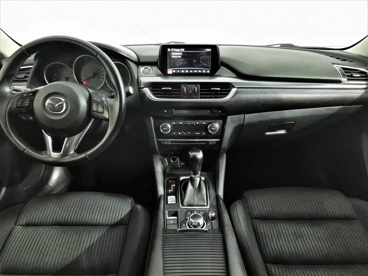 Mazda 6 2.0 SKYACTIV-G AT (150 л.с.) Белый в АВИЛОН. Слайд №13