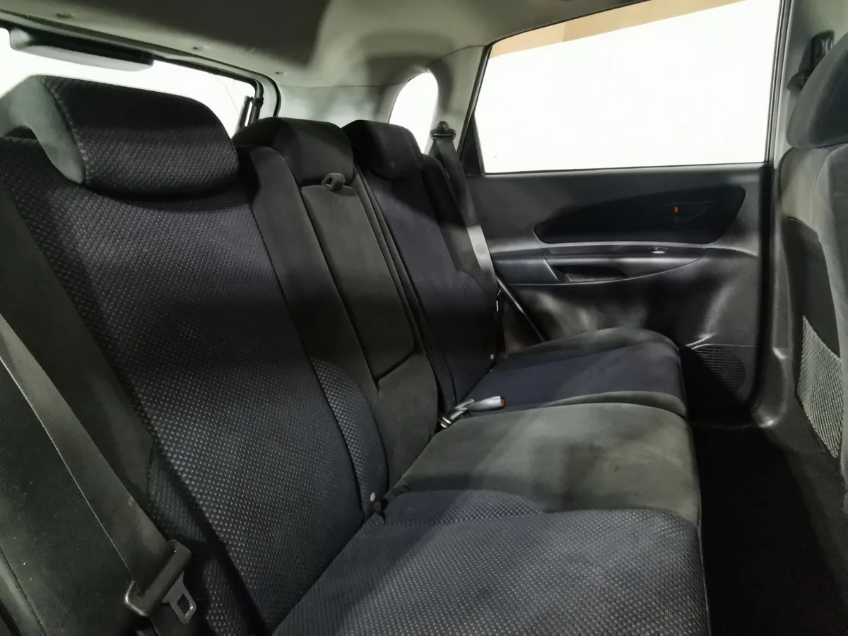 Hyundai Tucson 2.0 AT (150 л.с.) Черный в АВИЛОН. Слайд №16