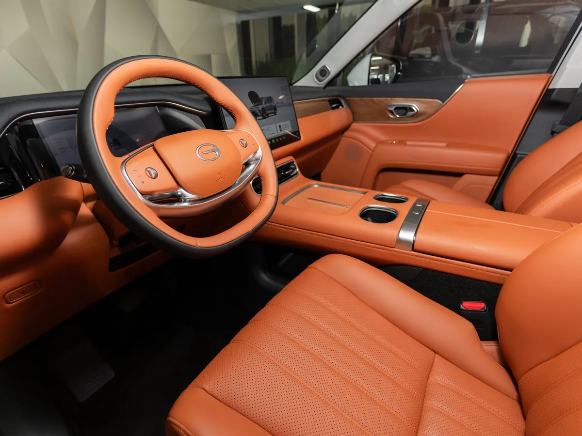 GAC S9 1.5h DHT 4WD (340 л.с.) Эс Икс Премиум Черный в АВИЛОН. Слайд №3