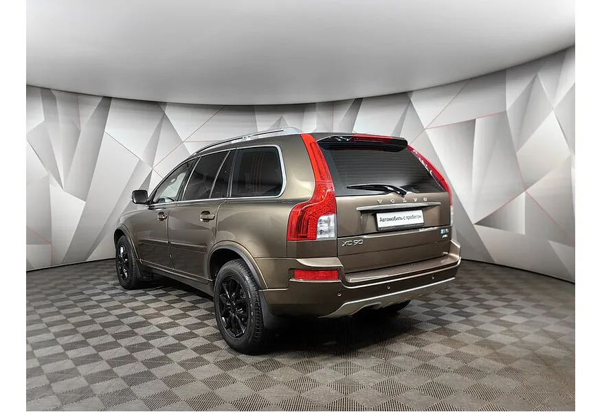 Volvo XC90 2.5 T5 Geartronic AWD (5 мест) (210 л.с.) Серый в АВИЛОН. Слайд №7