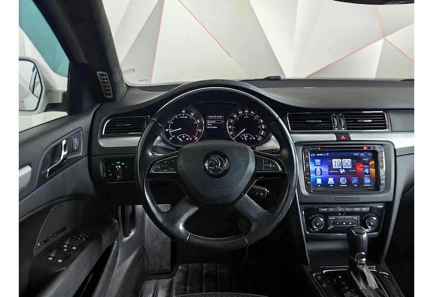 Skoda Superb 1.8 TSI DSG (152 л.с.) Белый в АВИЛОН. Слайд №20