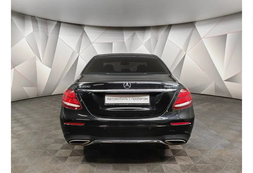 Mercedes-Benz E-Класс E 200 4MATIC 9G-TRONIC (184 л.с.) Sport Черный в АВИЛОН. Слайд №6