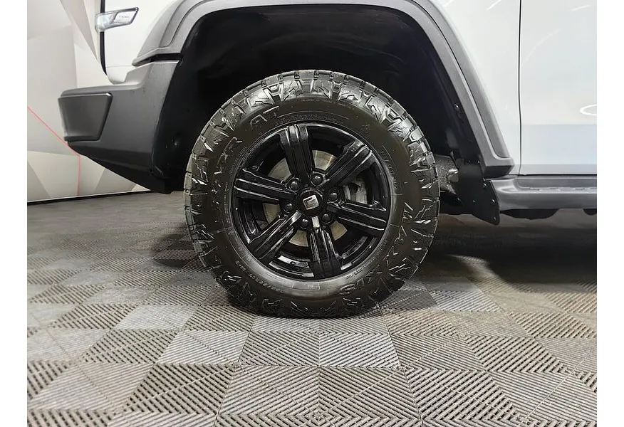 АВИЛОН - TANK 300 2.0T AT 4WD (220 л.с.) Premium Белый - slide 15