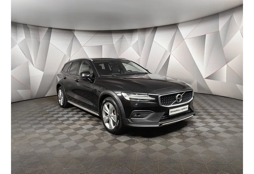 Volvo V60 Cross Country 2.0 T5 AT AWD (250 л.с.) Cross Country Plus Черный в АВИЛОН. Слайд №3
