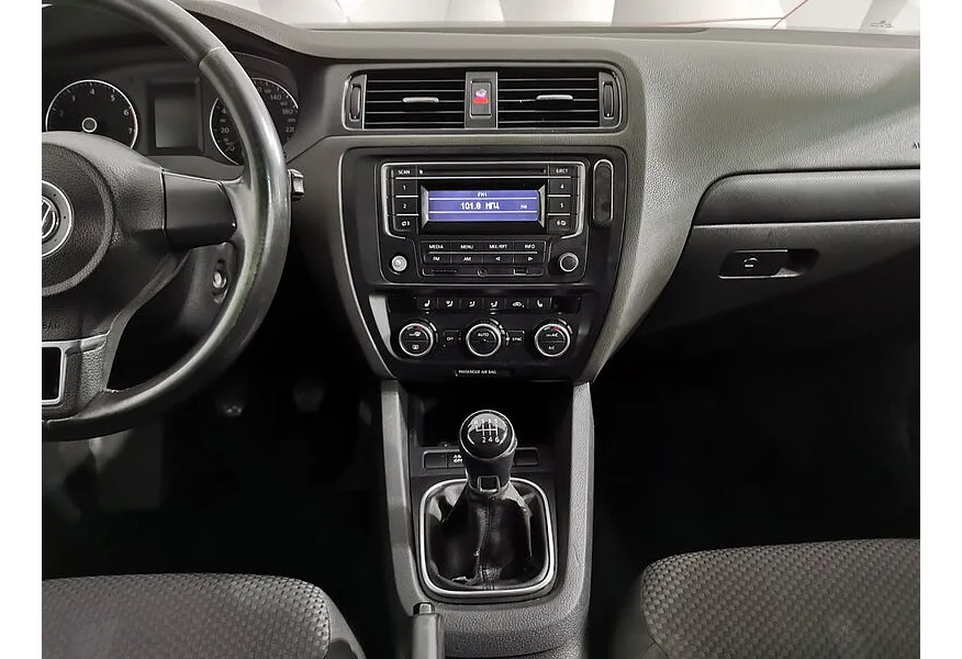 Volkswagen Jetta 1.4 TSI MT (122 л.с.) Highline Белый в АВИЛОН. Слайд №15