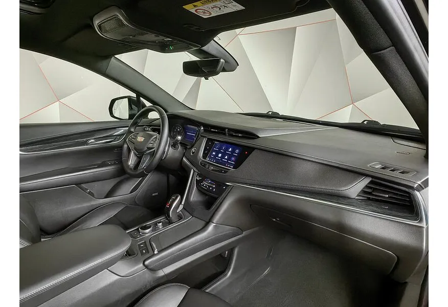 Cadillac XT5 2.0T АТ AWD (200 л.с.) Sport Черный в АВИЛОН. Слайд №12