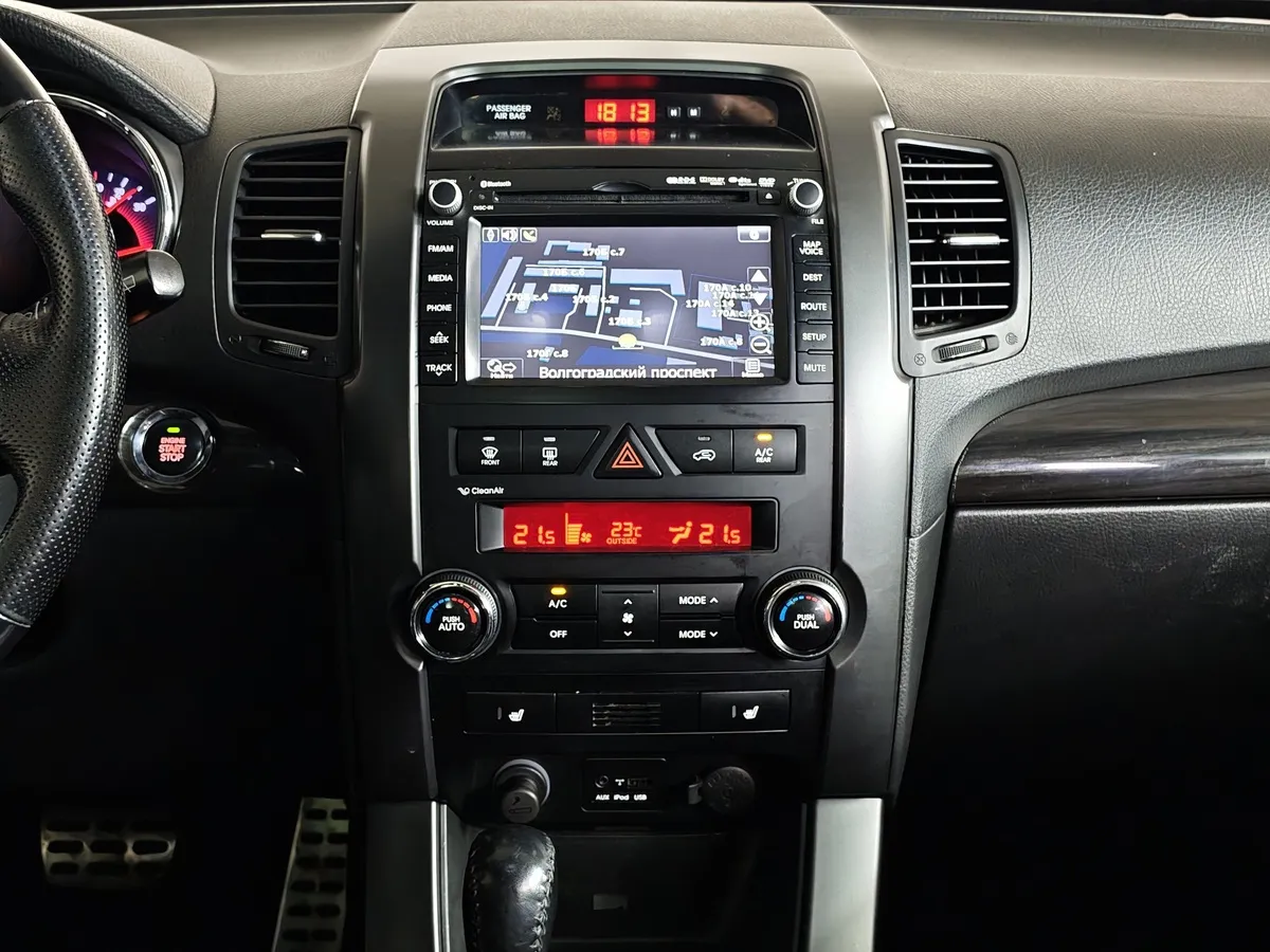 Kia Sorento 2.2 CRDi AT AWD (200 л.с.) Черный в АВИЛОН. Слайд №15