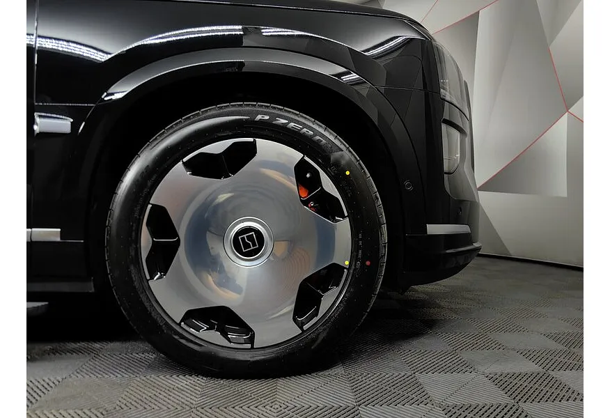 Zeekr 9X 2.0h AT 4WD (1177 л.с.) Ultra Черный в АВИЛОН. Слайд №9