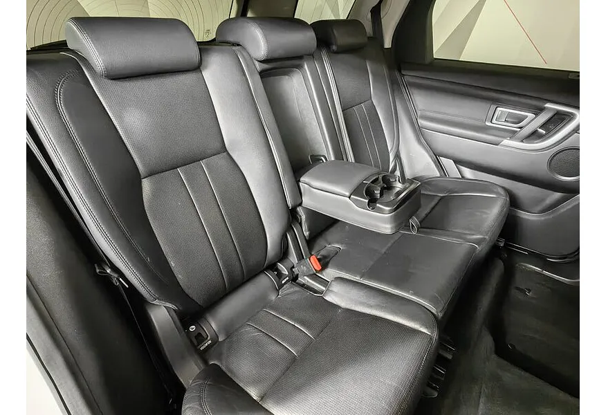 Land Rover Discovery Sport 2.0 TD4 AT AWD (180 л.с.) S Белый в АВИЛОН. Слайд №17