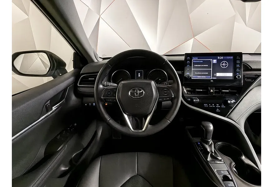 Toyota Camry 2.5 AT (206 л.с.) Ultimate Белый в АВИЛОН. Слайд №20