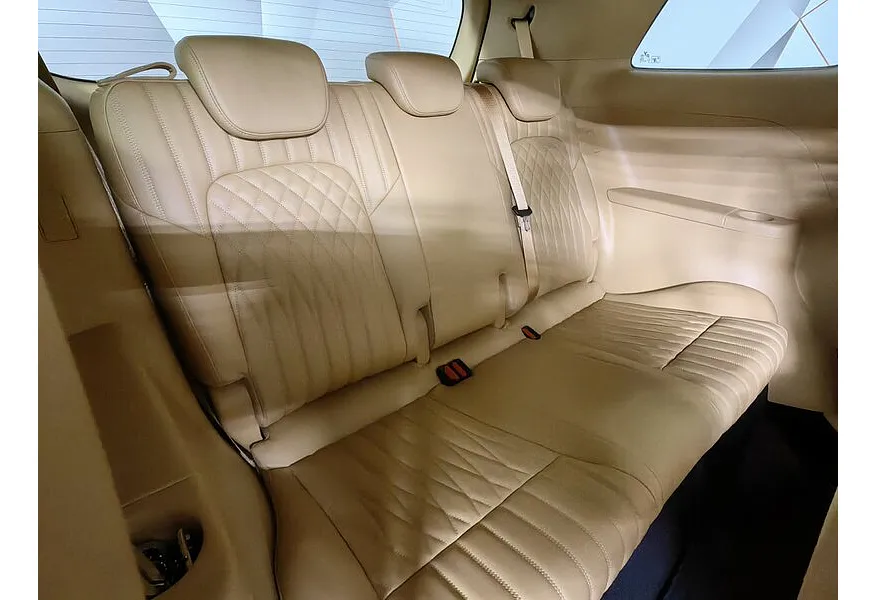 Voyah Dreamer EV AT AWD (435 л.с.) Фиолетовый в АВИЛОН. Слайд №23