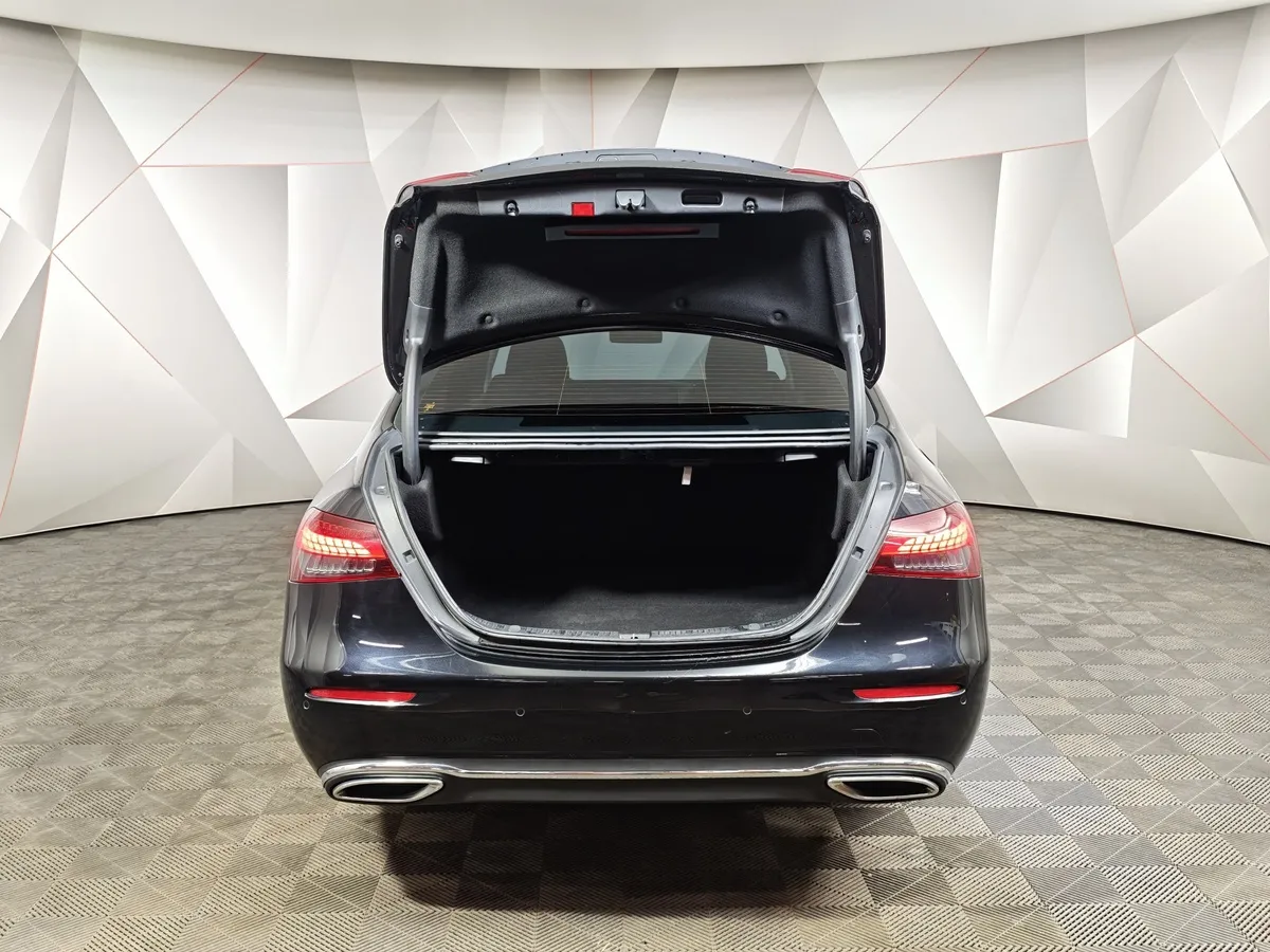 Mercedes-Benz E-Класс E 200 9G-TRONIC (197 л.с.) Business Черный в АВИЛОН. Слайд №12