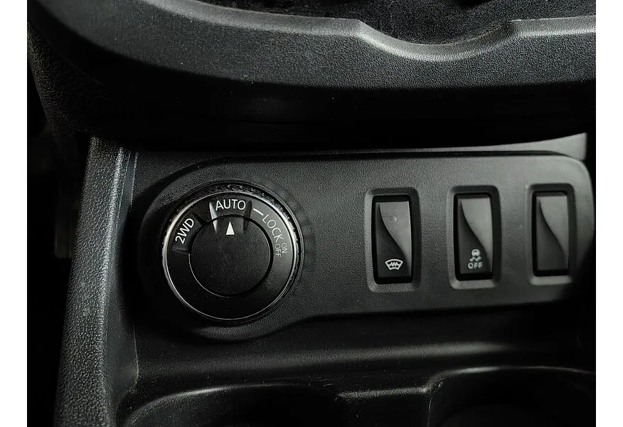 Renault Duster 2.0 AT 4x4 (143 л.с.) Серый в АВИЛОН. Слайд №20