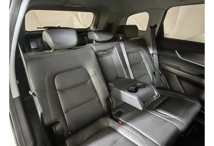 Chery Tiggo 8 1.5 AMT (147 л.с.) Prestige Желтый в АВИЛОН. Слайд №17