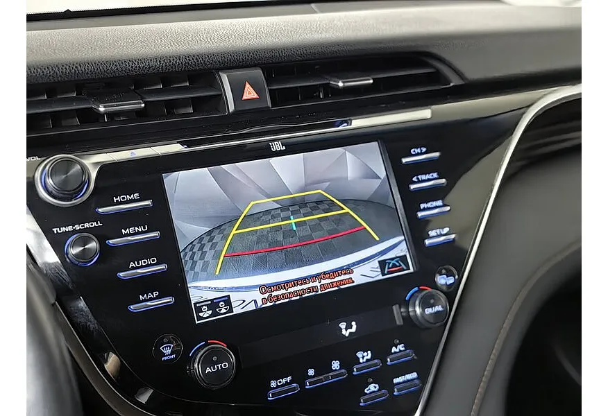 Toyota Camry 2.5 AT (181 л.с.) Классик Белый в АВИЛОН. Слайд №21