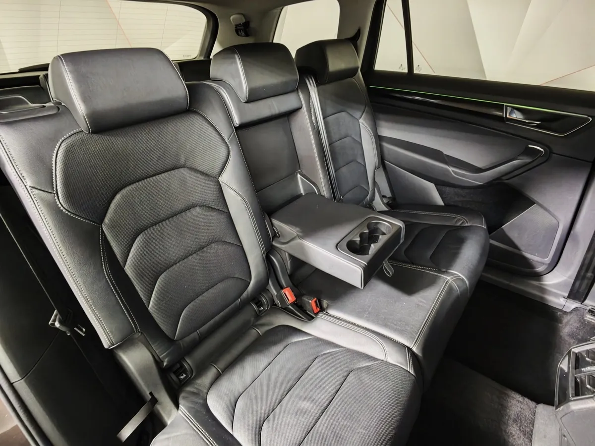 Skoda Kodiaq 2.0 TDI DSG 4X4 (150 л.с.) Коричневый в АВИЛОН. Слайд №17