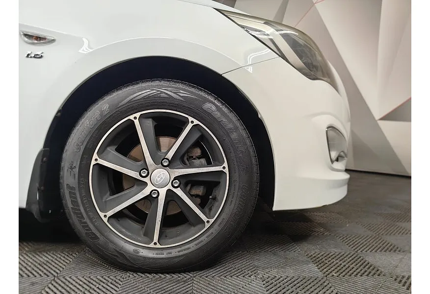 Hyundai Solaris 1.6 AT (123 л.с.) Comfort Белый в АВИЛОН. Слайд №18