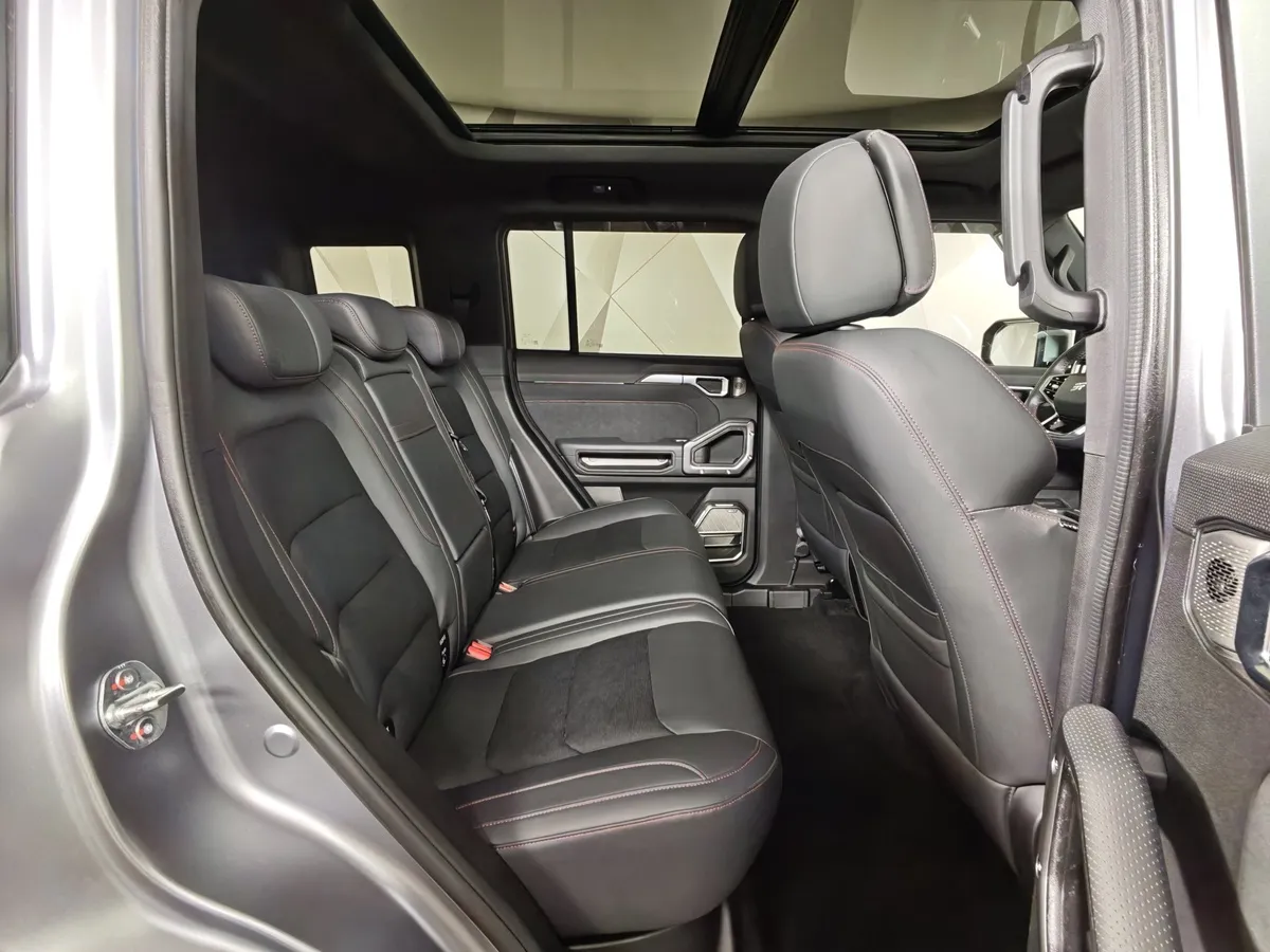 JETOUR T2 2.0T 8AT AWD (245 л.с.) Премиум Серый в АВИЛОН. Слайд №16