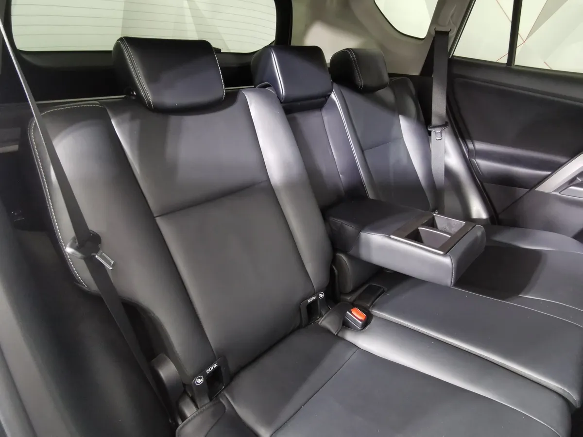 Toyota RAV4 2.0 CVT AWD (146 л.с.) Классик Белый в АВИЛОН. Слайд №16