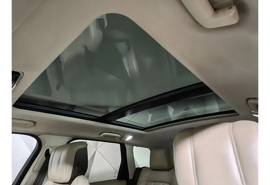 Land Rover Range Rover Sport 3.0 TD AT (245 л.с.) HSE Белый в АВИЛОН. Слайд №20