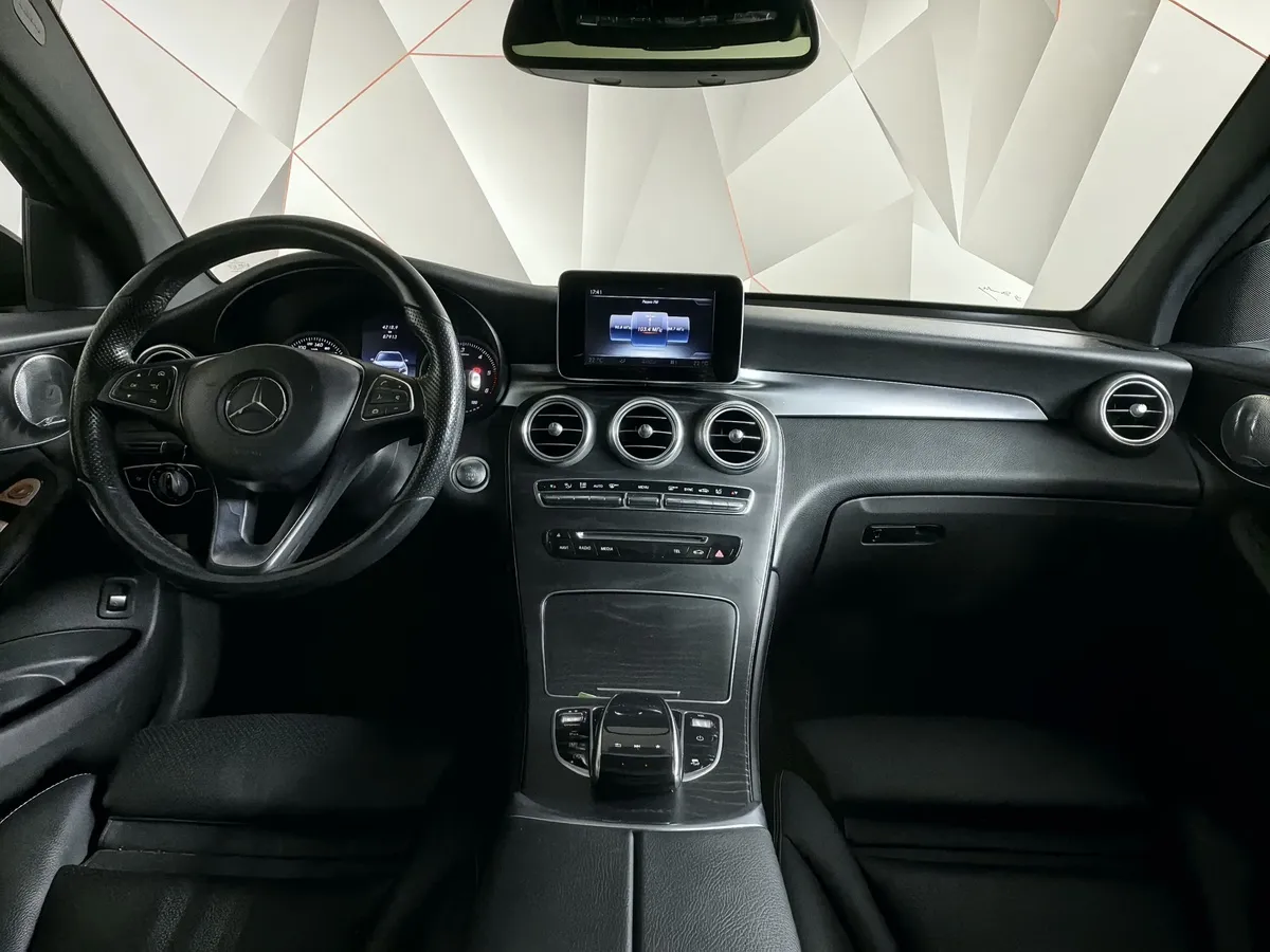 Mercedes-Benz GLC Купе 250 d 9G-TRONIC 4MATIC (204 л.с.) Sport Синий в АВИЛОН. Слайд №14