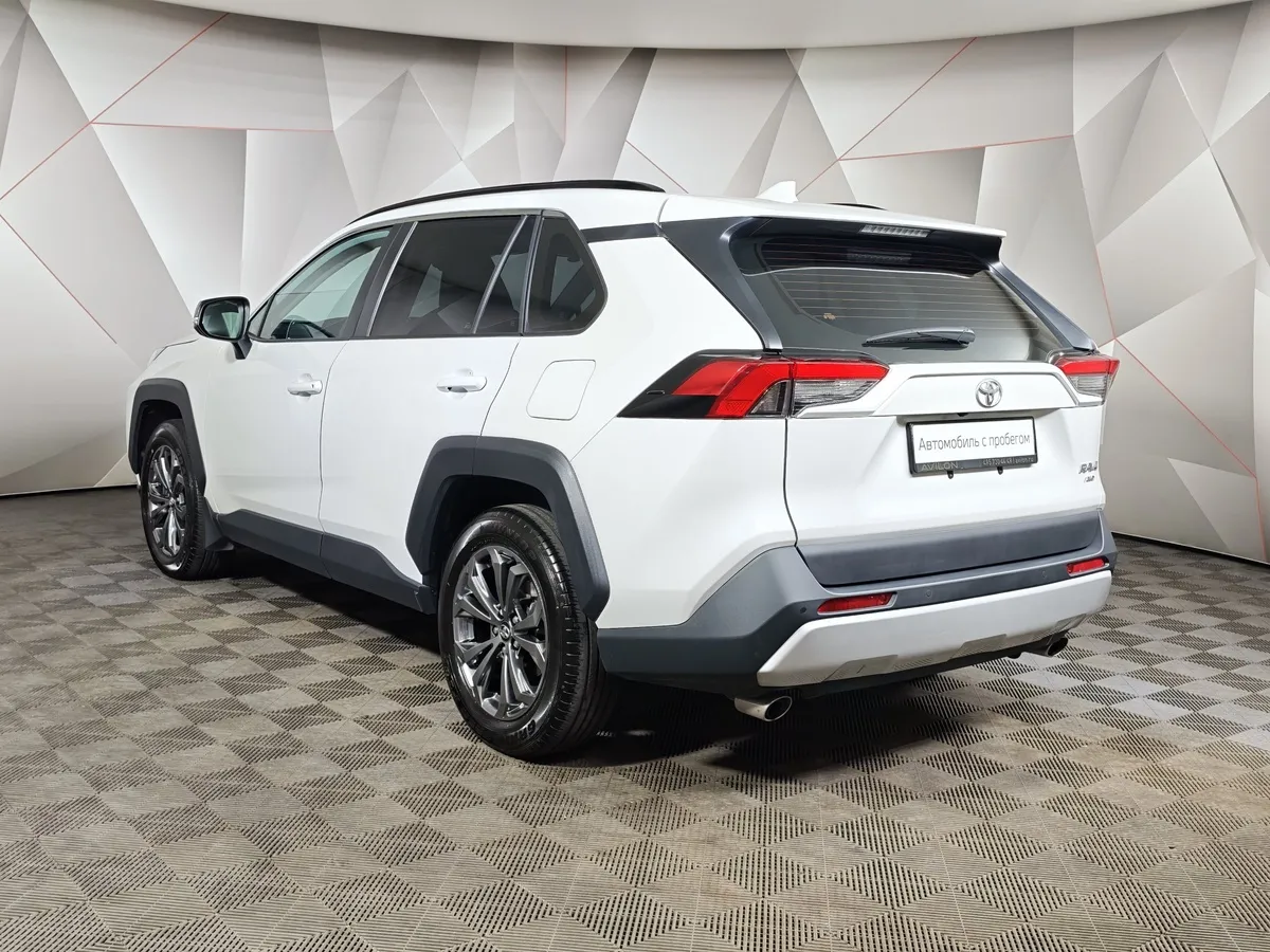Toyota RAV4 2.0i CVT AWD (171 л.с.) Adventure Ultimate Белый в АВИЛОН. Слайд №4