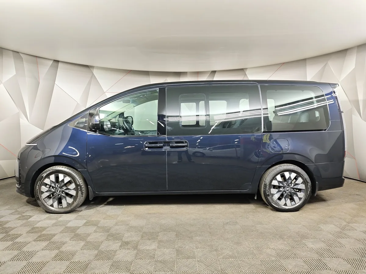 Hyundai Staria 2.2 CRDi 8AT 4WD (177 л.с.) 9 мест Premium Синий в АВИЛОН. Слайд №5