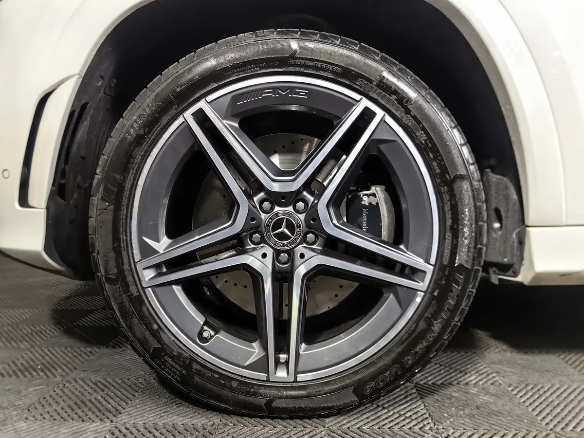 Mercedes-Benz GLS 400 d 9G-TRONIC 4Matic (330 л.с.) Premium Белый в АВИЛОН. Слайд №9