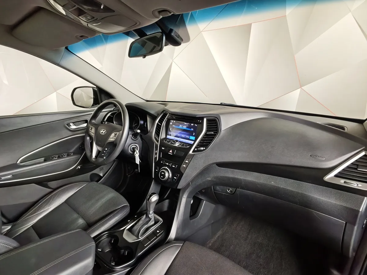 Hyundai Santa Fe 2.2 CRDI AT AWD (200 л.с.) Comfort Черный в АВИЛОН. Слайд №13