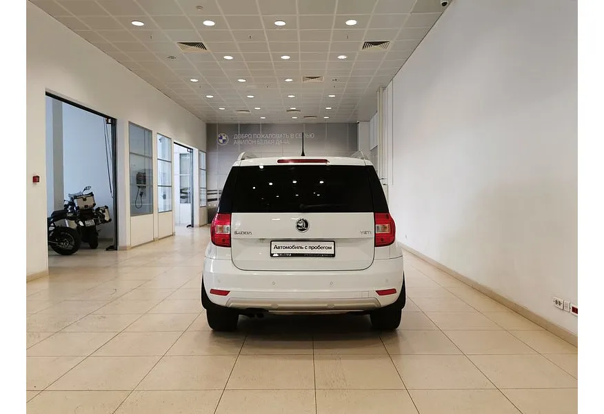 Skoda Yeti 1.4 TSI DSG (122 л.с.) Active Белый в АВИЛОН. Слайд №8