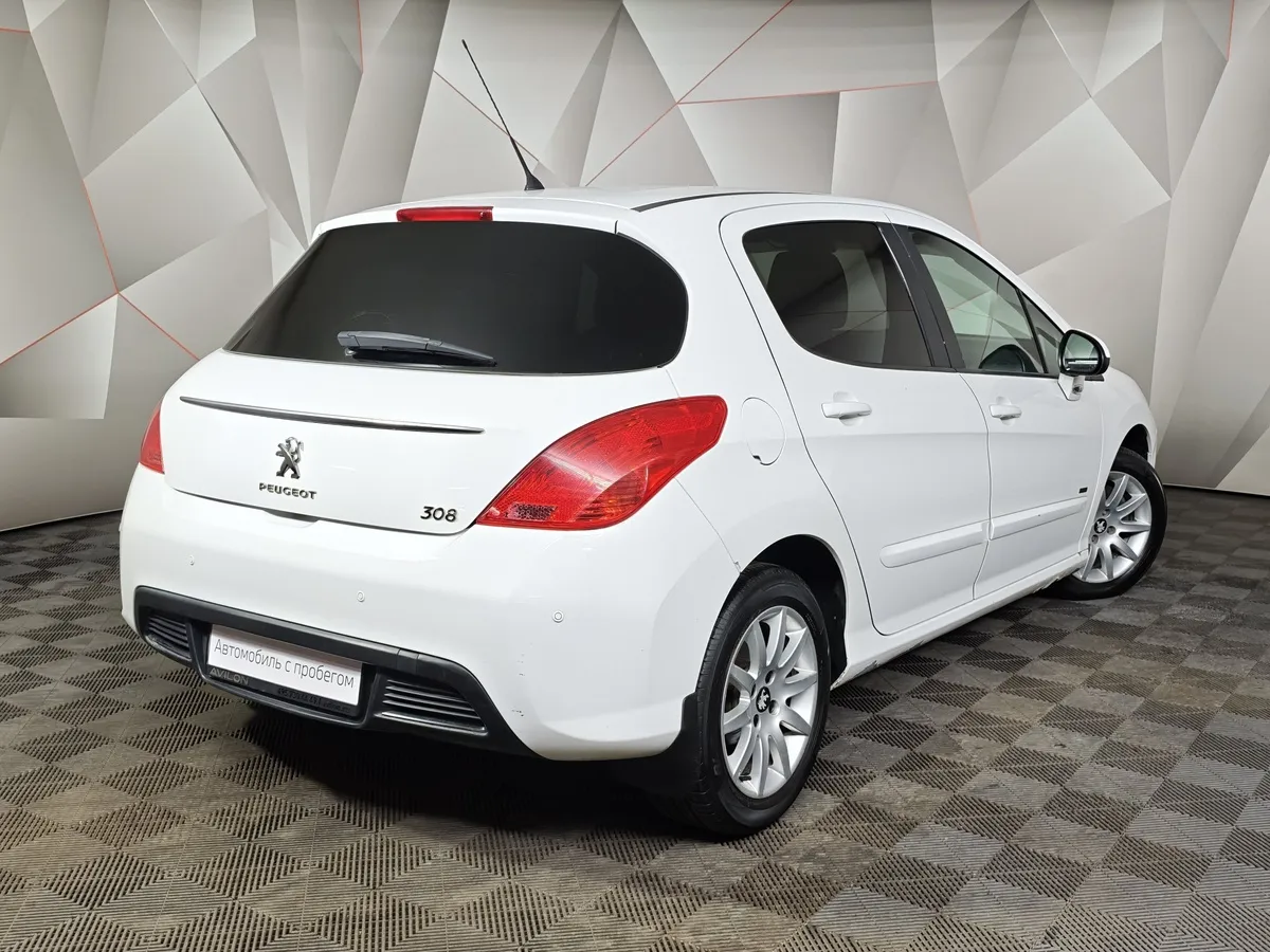 Peugeot 308 1.6 VTi AT (120 л.с.) Белый в АВИЛОН. Слайд №2