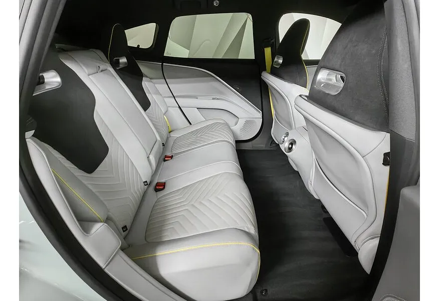 Avatr 11 Long Range Dual Motor AT 4WD (309 л.с.)  Luxury Edition  Зеленый в АВИЛОН. Слайд №15