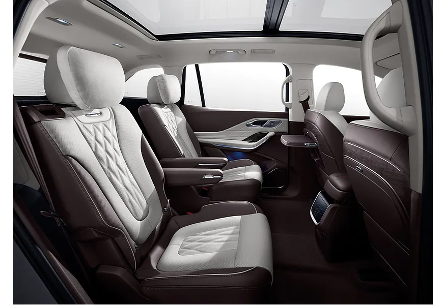 Hongqi HS7 2.0T 8AT 4WD (245 л.с.) Делюкс Серый в АВИЛОН. Слайд №7