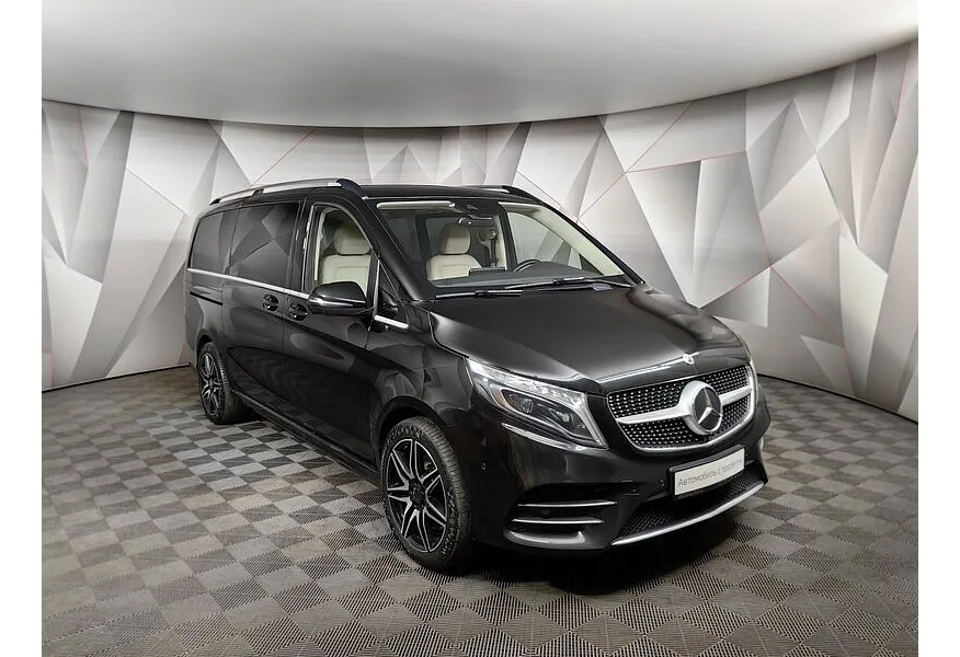 Mercedes-Benz V-Класс V 250 d 9G-Tronic L2 4MATIC (190 л.с.) AMG Line Черный в АВИЛОН. Слайд №3