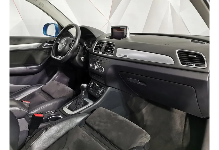 Audi Q3 2.0 TFSI S-tronic quattro (180 л.с.) Sport Голубой в АВИЛОН. Слайд №13