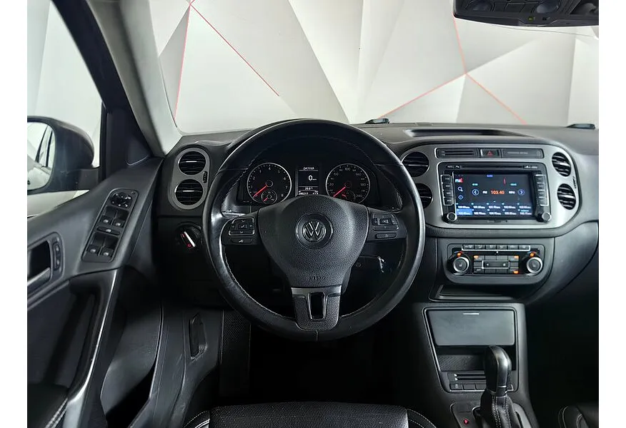 Volkswagen Tiguan 2.0 TSI 4Motion AT (180 л.с.) CLUB Коричневый в АВИЛОН. Слайд №20