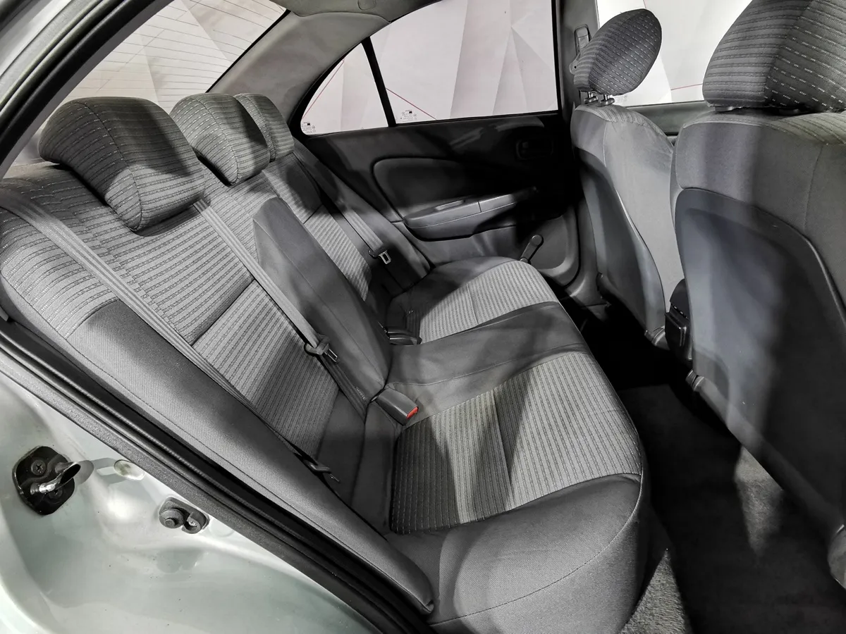 Nissan Almera Classic 1.6 MT (107 л.с.) Серебристый в АВИЛОН. Слайд №15