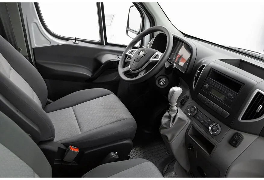 Sollers Atlant VAN 2.7D MT RWD DRW (150 л.с.) L3H2 3.5T Белый в АВИЛОН. Слайд №6