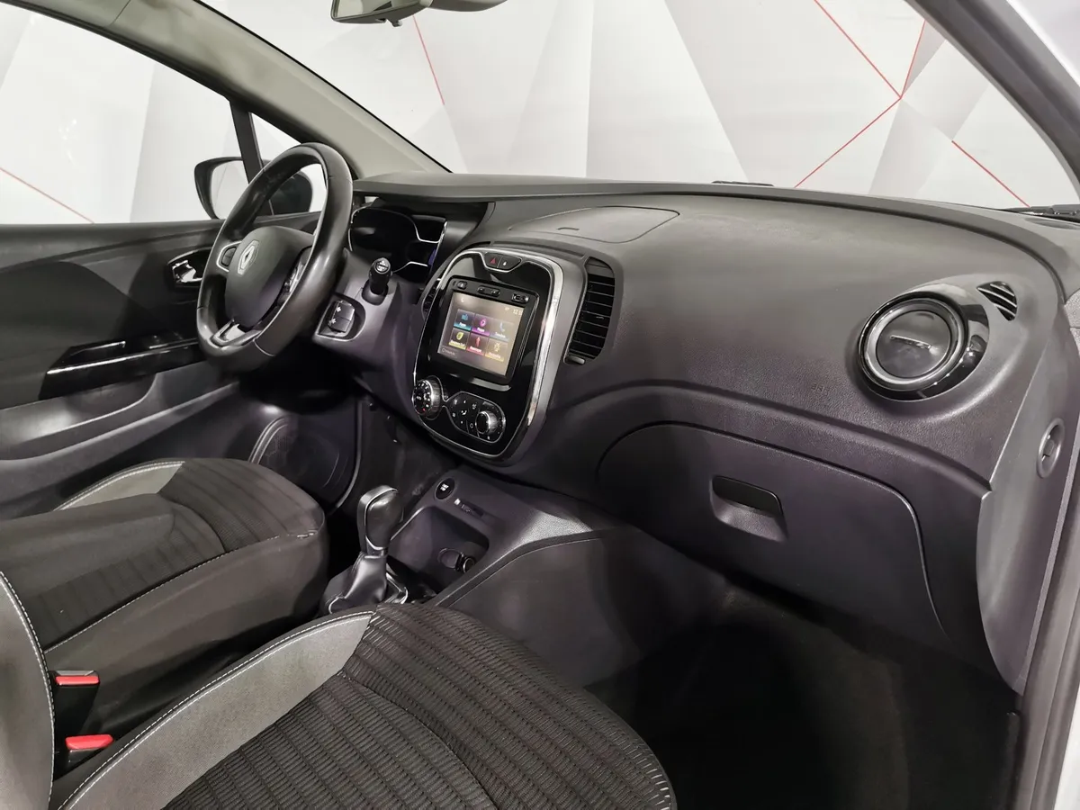 Renault Kaptur 2.0 AT AWD (143 л.с.) Коричневый в АВИЛОН. Слайд №12